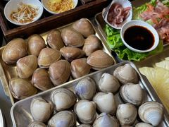 -围炉肉舍•炭烤活鳗•丹东海鲜烤肉(步行街店)