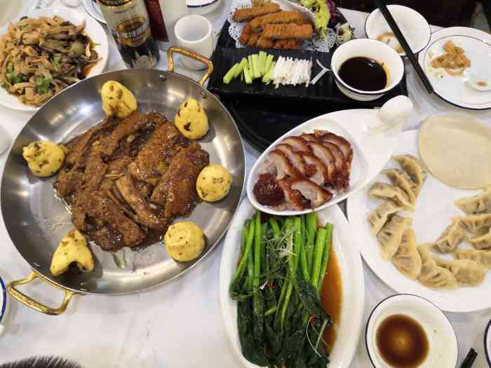 登瀛楼饭庄(天星河畔店)-"服务态度较好,饭菜口味适中,地道天津味,.