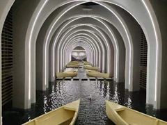 -涨巢·潮玩水疗局