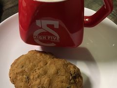 -HIGH FIVE哈福手工汉堡(桂林路店)