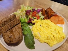 -Brut Eatery悦璞食堂(建国东路店)