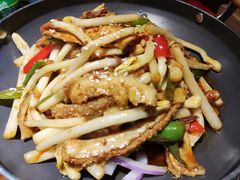 -魏铭鱼头捞饭(晋阳路店)