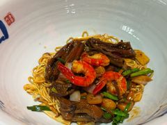 -李犟大爆鳝面·手工蟹黄包(湖滨西湖店)