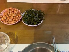 -神府路壹号·海鲜烧烤·砂锅粥·锅物(三坊七巷店)