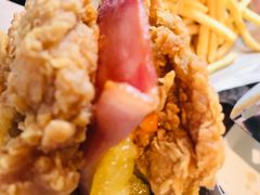 -肯德基(西影路店)