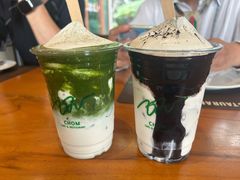 -Chom Cafe and Restaurant