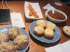 -鑫震源·苏式大虾生煎(山塘街店)