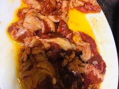肥瘦相间-韩风烤牛肉冷面店