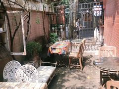 -古董花园(思南路42弄小区店)