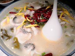 鹿桃酸菜鱼-大树餐厅(益田假日店)