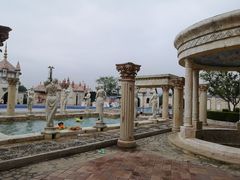 -泉城欧乐堡戏水湾艺术养生温泉