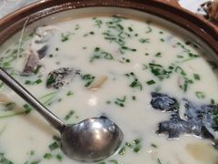鱼头豆腐汤-旭龙鱼头王(航华店)