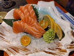 三文鱼刺身-有喜屋·烧鸟·居酒屋(三钢里店)