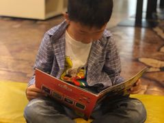 -钟书阁(松江泰晤士小镇店)