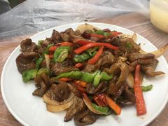 -蓝精灵饺子店