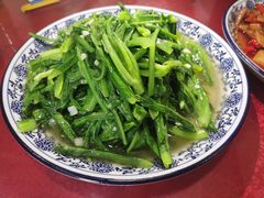 蒜茸油麦菜-北大地皖峰饭馆