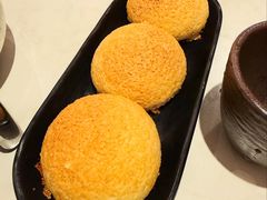 酥皮焗叉烧包-添好运点心专门店(深水埗店)