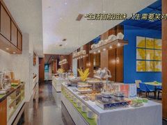 自助取餐区-欢朋餐厅(海口南海希尔顿欢朋酒店)