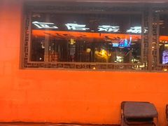 -何师烧烤Pro ·江湖川菜·小龙虾·精酿啤酒(太古里旗舰店)
