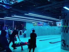-世代星球·保龄球·镭战真人CS·团建(杨浦店)