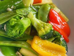 -MONICH牛排融合餐厅(和义大道购物中心店)