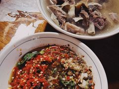 -汤锅大王(新平曹苏黄牛汤锅有限公司)