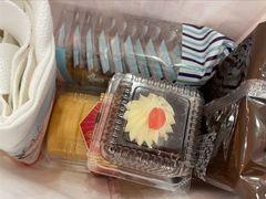 -红宝石·鲜奶小方·海派西点房(南丹店)