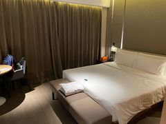 -珠海拱北富华里环宇城亚朵酒店