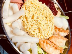 罗杰年糕部队火锅-양평식당·杨平食堂(华贸店)