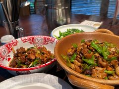 -二厨·吊桥小院·脆皮烧鸡公·本地农家菜(沿江西路店)