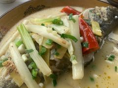 葱烧桂鱼-彭大姐老店黄辣丁(新津店)