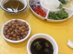 -官塘陈记鱼生·潮汕砂锅粥·牛肉火锅(潮枫路总店)