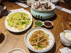 -蒙亨·阿木图赛(乌兰察布天恒广场店)