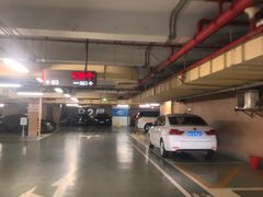 -上海来福士广场-停车场