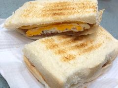 招牌咸牛肉芝士猪仔包-华嫂冰室(尖沙咀店)