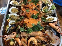 -老东镇啤酒屋海鲜加工·蒸汽海鲜·海鲜烧烤(台东店)