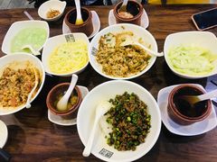 西红柿炒牛肉盖码-德天顺盖码饭(人民西路店)