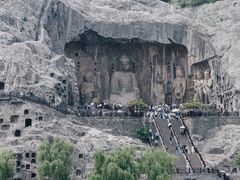 -龙门石窟