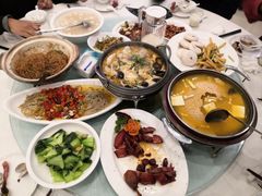 -鑫皇朝酒店(建设一路店)