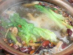 -威邵鸡煲(西华路总店)