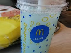 可尔必思特饮-麦当劳(沙井京基百纳广场店)