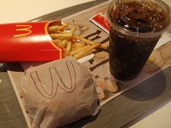 -麦当劳(世界城广场店)