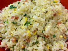 -江城燕子大排档(江汉路步行街店)