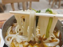 嬢嬢跷脚牛肉粉-小满手工粉(上海月星环球港店)