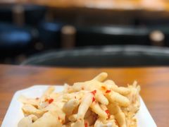 酸辣无骨鸡爪-印象江南(东栅店)