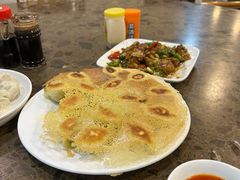 -周家大连水饺(美专校街店)