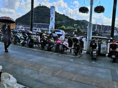 -渔中舟海鲜大排档(普陀沈家门店)