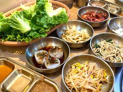 十道正宗韩国小菜-金顺韩式烤肉·网红烤肉店(广利路店)