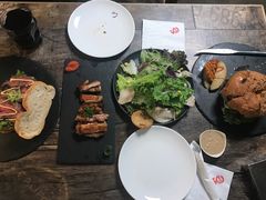 -HIGH FIVE哈福手工汉堡(桂林路店)