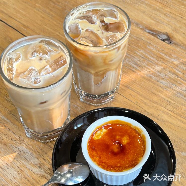 在广州丨宝藏湖边咖啡店看日落🌇发呆一整天！